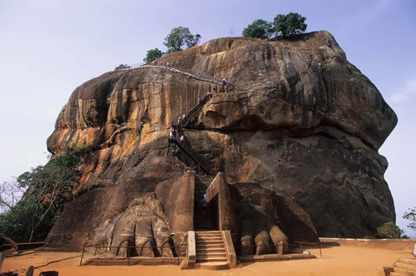 Viajes a Sri Lanka con playa. Visita a Sigiriya